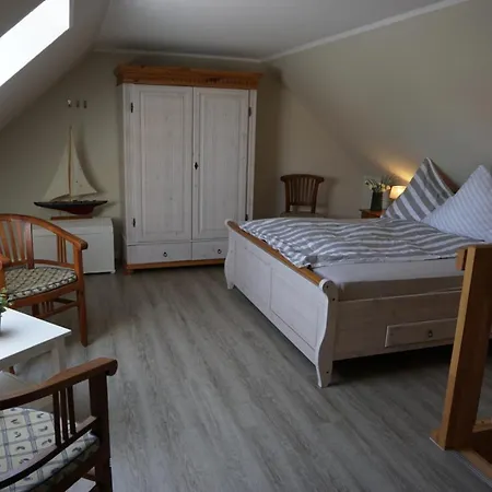 Darsser Weg 34 A _haus Lummennest_ アパート ツィングシュト