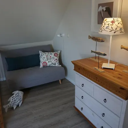 アパート Darsser Weg 34 A _haus Lummennest_ ツィングシュト