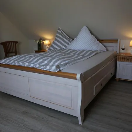 Darsser Weg 34 A _haus Lummennest_ ツィングシュト