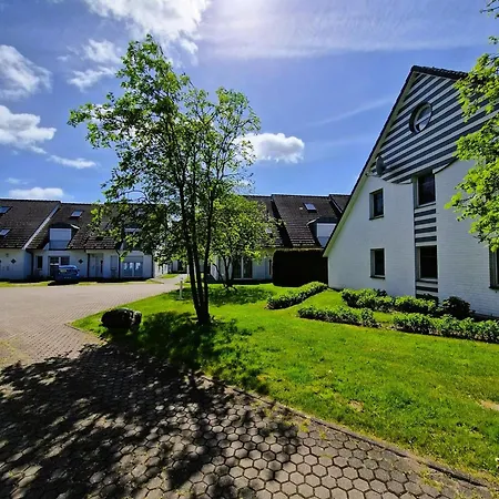 Darsser Weg 34 A _haus Lummennest_ * Zingst