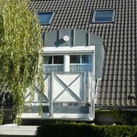 アパート Darsser Weg 34 A _haus Lummennest_ ツィングシュト